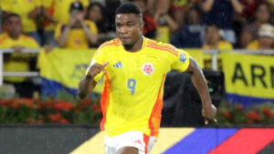 Néstor Lorenzo, comprensivo con Jhon Córdoba y su larga travesía para estar con la Selección Colombia