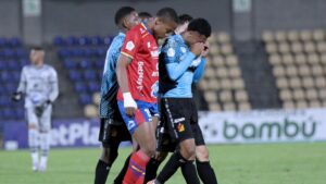 Los juveniles del Pereira, rehenes de un indolente Álvaro López