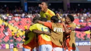 Colombia pasa un susto ante Sudáfrica, pero imprime el tiquete a los cuartos de final
