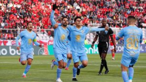 Daniel Cataño, envuelto en pelea del Blooming vs Bolívar con 7 expulsados