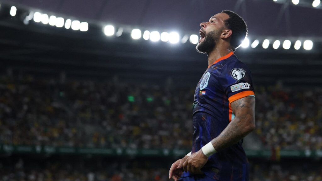 Memphis Depay se queda varado en Brasil | REUTERS/Kacper Pempel
