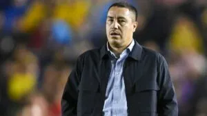 Efraín Juárez, parte de la maldición de Pumas en el Gigante de Acero