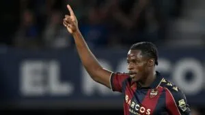 Etta Eyong, el delantero que está en la mira del Barcelona