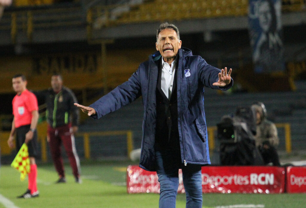 Miguel Ángel Russo, en un partido de Millonarios. - Vizzor Image.