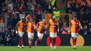 Doblete de Osimhen guía al Galatasaray a la victoria ante Bodo Glimt