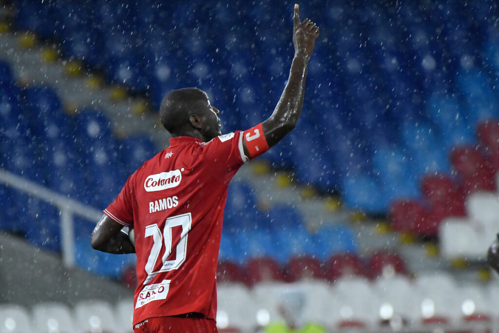 Adrián Ramos celebra un gol. - Vizzor Image.