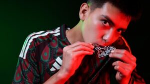 Gilberto Mora, con un partido casi perfecto ante España