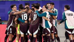 La selección mexicana se adelanta en el marcador tras gran definición de Tahiel Jiménez