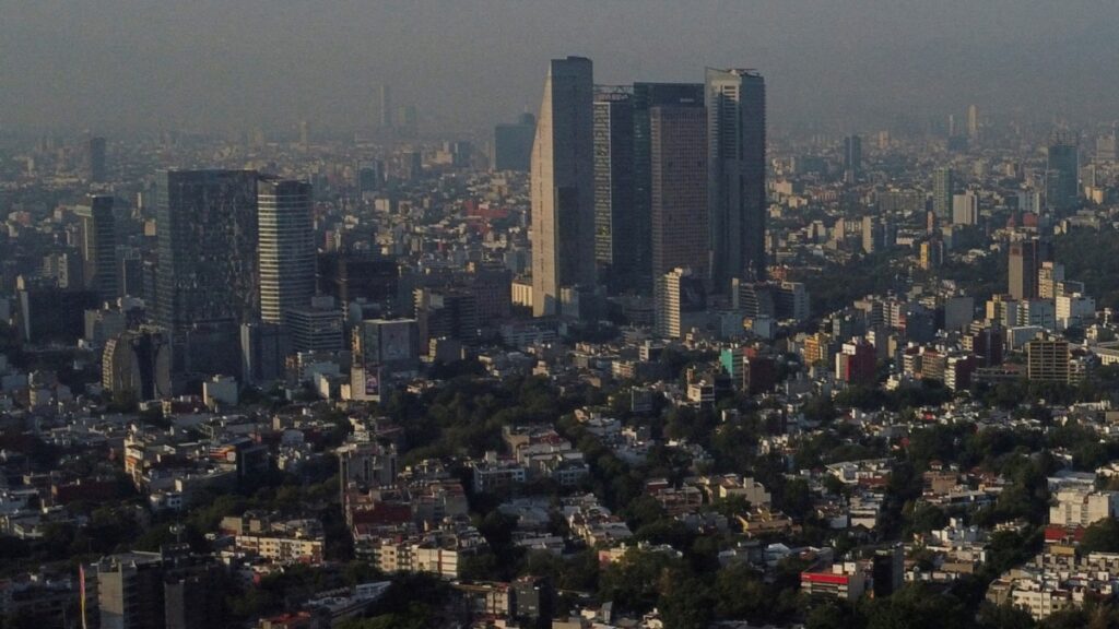 Lunes 6 de octubre: autos con estos hologramas no circulan en CDMX y Edomex