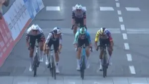 Isaac del Toro es quinto en Lombardía y consigue su mejor resultado en un Monumento