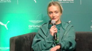 Jessica Hawkins destaca los avances y retos de la mujer en el automovilismo 