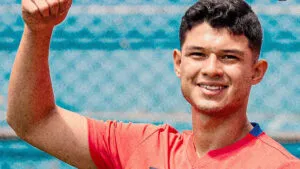 Cumplió su sueño: el emotivo gesto de Jonathan Franco fuera de la cancha