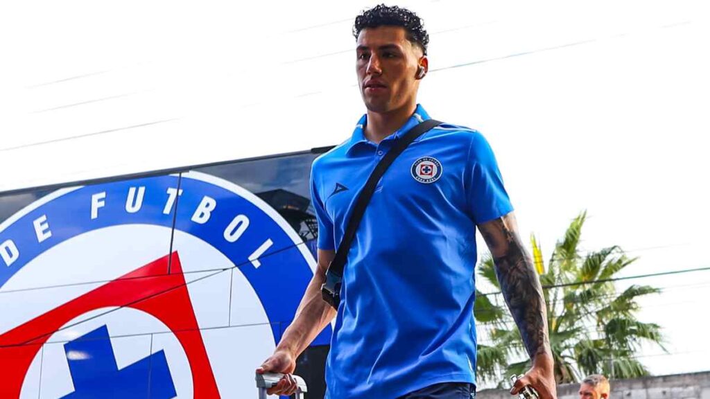 Jorge Sánchez habría renovado con Cruz Azul