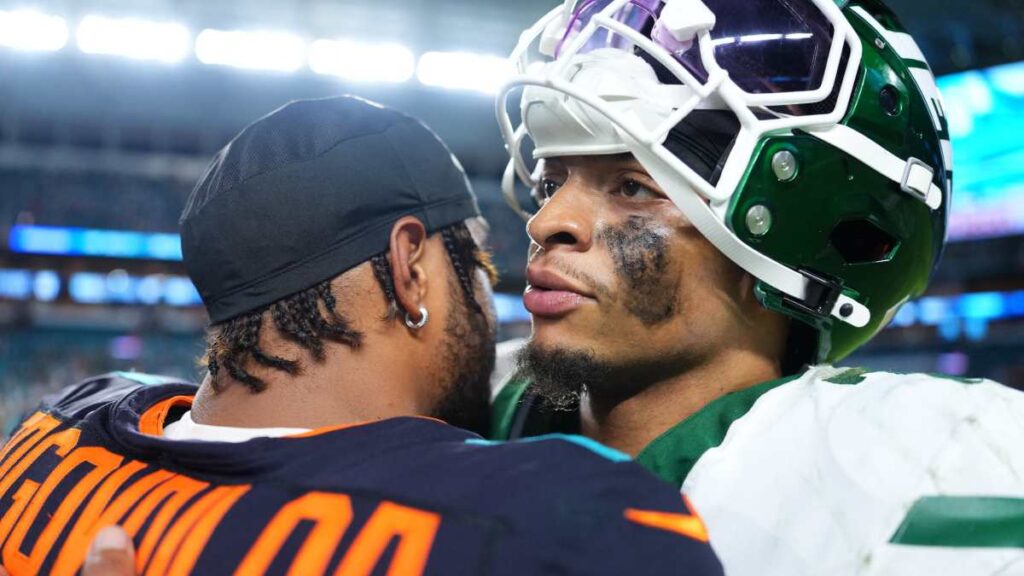 Justin Fields y Tua Tagovailoa 