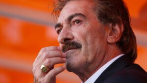 ¡Insólito! El día que La Volpe prefirió las compras en Laredo sobre dirigir un Clásico Regio