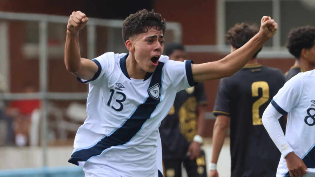 Matías Micheo anotó los dos goles de Guatemala. (FEDEFUT)