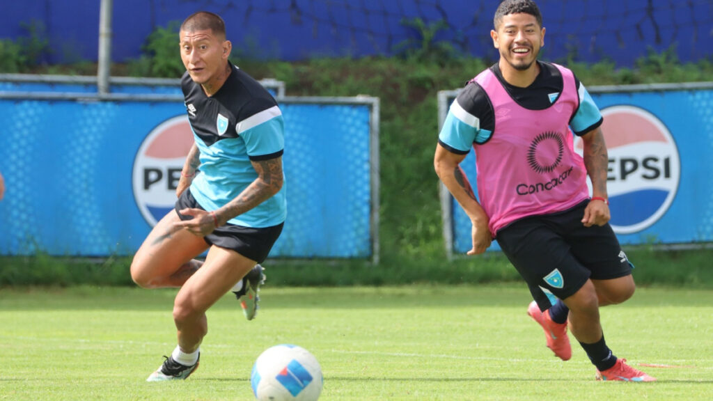 Robles y Altán, durante un entrenamiento. (FFG)