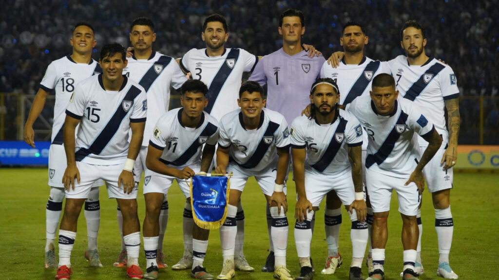 El once titular de Guatemala ante El Salvador. (FEDEFUT)