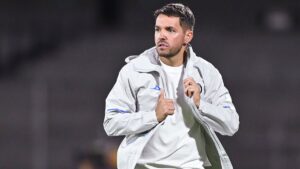 Nicolás Larcamón presume rendimiento de Cruz Azul ante los líderes del Apertura 2025