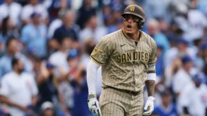 Los Padres apagan a la ofensiva de Chicago y llevan la serie al límite