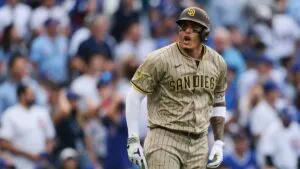 Los Padres apagan a la ofensiva de Chicago y llevan la serie al límite