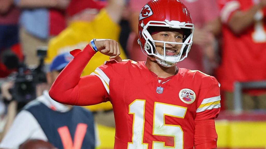 Patrick Mahomes Lions vs Chiefs NFL 2025