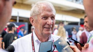 Helmut Marko revela que Verstappen recuperó interés con Red Bull en la F1