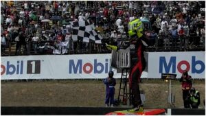 ¡Mateo Girón se convierte en campeón de la temporada regular en la NASCAR Trucks México Series!