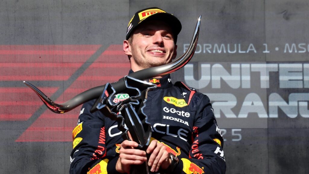 Max Verstappen celebrando la victoria en Estados Unidos