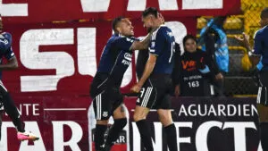 Acción de la Copa BetPlay Dimayor 2025: Independiente Medellín saca de un golpazo a Santa Fe