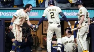 Brewers avanza a la Serie de Campeonato a punta de batazos tras vencer a los Cubs