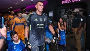 Guido Pizarro: “Nahuel Guzmán el arquero más importante en la historia de Liga MX”