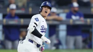 Shohei Ohtani firma doble récord en la Serie Mundial con Dodgers