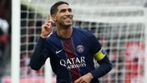Con doblete de Hakimi, PSG derrota a Brest y toma el liderato de la Ligue 1
