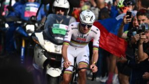 El ataque que definió el Giro de Lombardía: Pogacar se escapa a 36 kilómetros de la meta