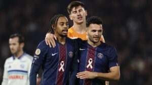 PSG evita la derrota ante Estrasburgo con una reacción en los minutos finales