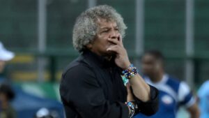 El Cali de Alberto Gamero, eliminado y bajo fuego cruzado