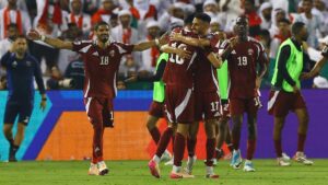 La pizarra de Lopetegui mete a Qatar a su segundo Mundial