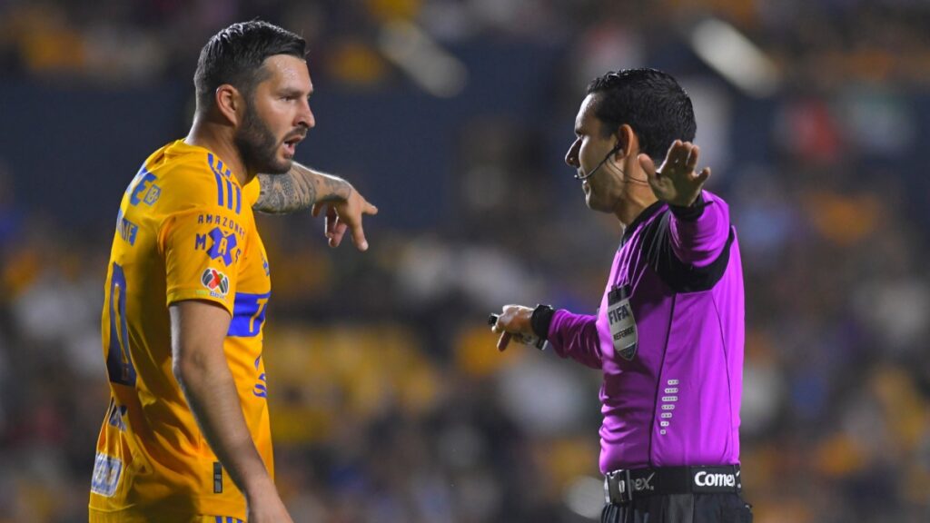 Ramos ya tiene experiencia en Clásico Regio | Imago7