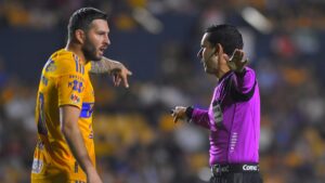 César Ramos, el árbitro del polémico 3-3, vuelve al Clásico Regio