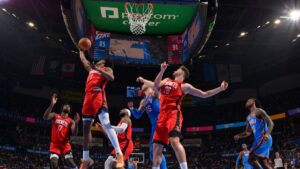 ¡Como si fuera de playoffs! Rockets derrota a Thunder en tiempos extra