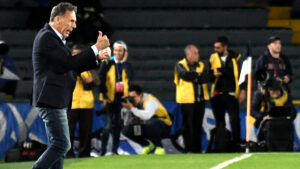 El último adiós del fútbol colombiano a Miguel Ángel Russo