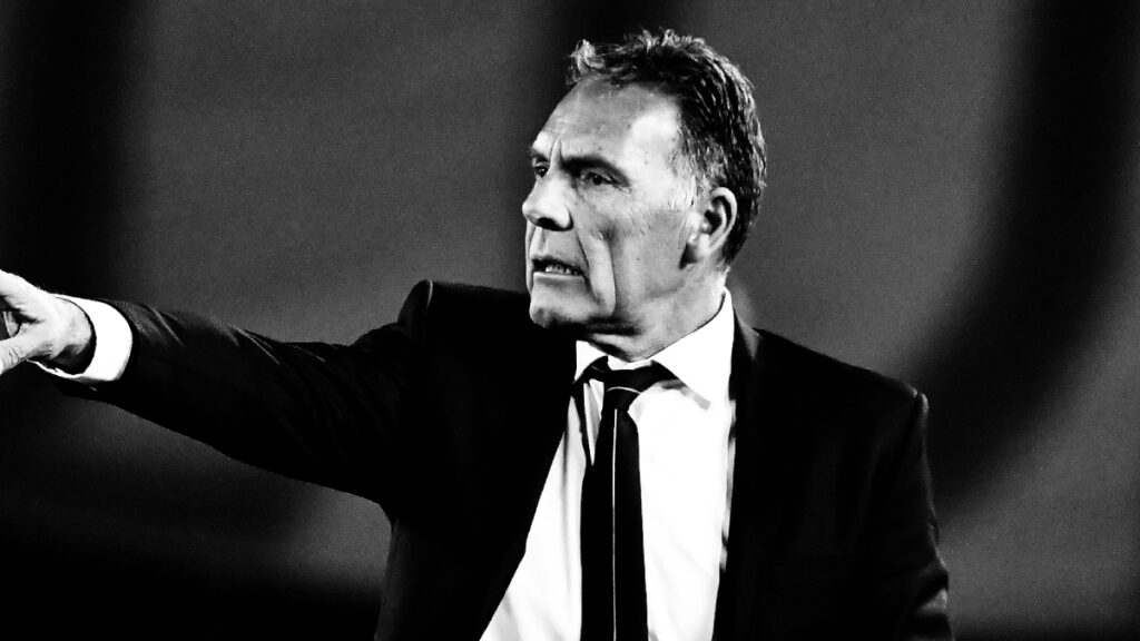 Miguel Ángel Russo, en un partido de Millonarios. - Vizzor Image.