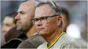 Managers de Padres cargan contra los umpires tras eliminación del equipo