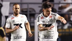 Santos se acerca peligrosamente a la zona de descenso tras caer ante Ceará