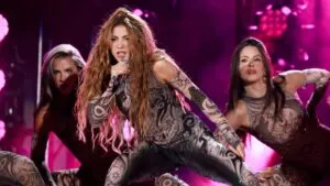 Shakira celebra 30 años de Pies Descalzos junto con Ed Sheeran y Beéle: ¿Dónde ver las nuevas versiones?