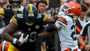 NFL 2025: Pittsburgh aplasta a los Browns y extiende su racha ganadora