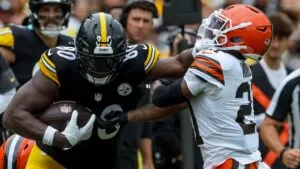 NFL 2025: Pittsburgh aplasta a los Browns y extiende su racha ganadora