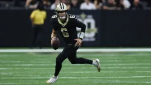 Tyler Shough reemplaza a Spencer Rattler como el quarterback titular de los Saints