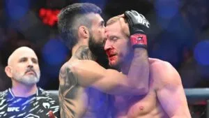 Charles Jourdain consigue brutal victoria sobre Davey Grant en UFC Vancouver